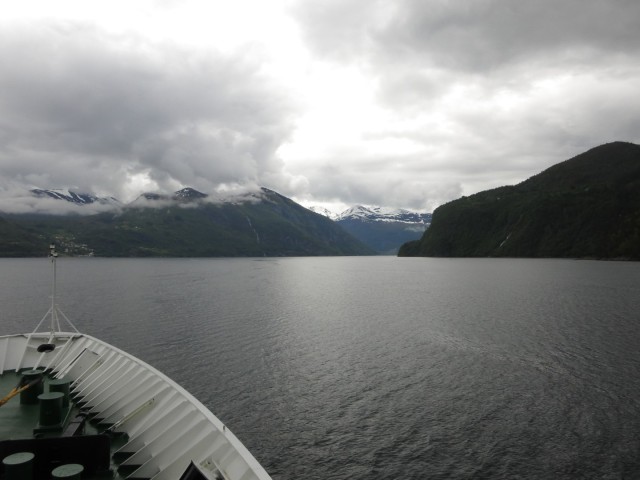 Hurtigruten_2015-06-18_11-30-1